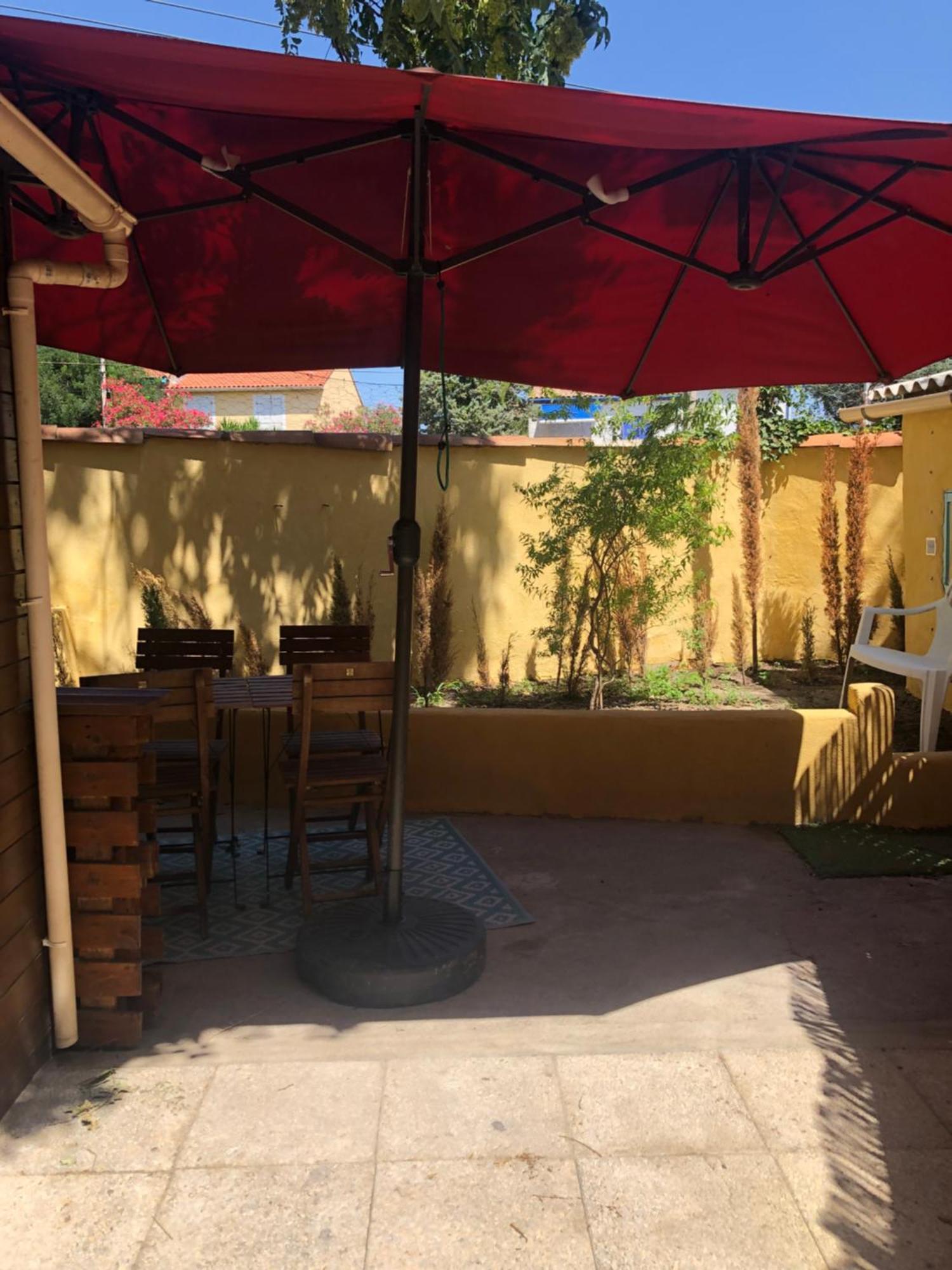 Grand T2 Climatise Avec Jardin Et Spa Narbona Zewnętrze zdjęcie