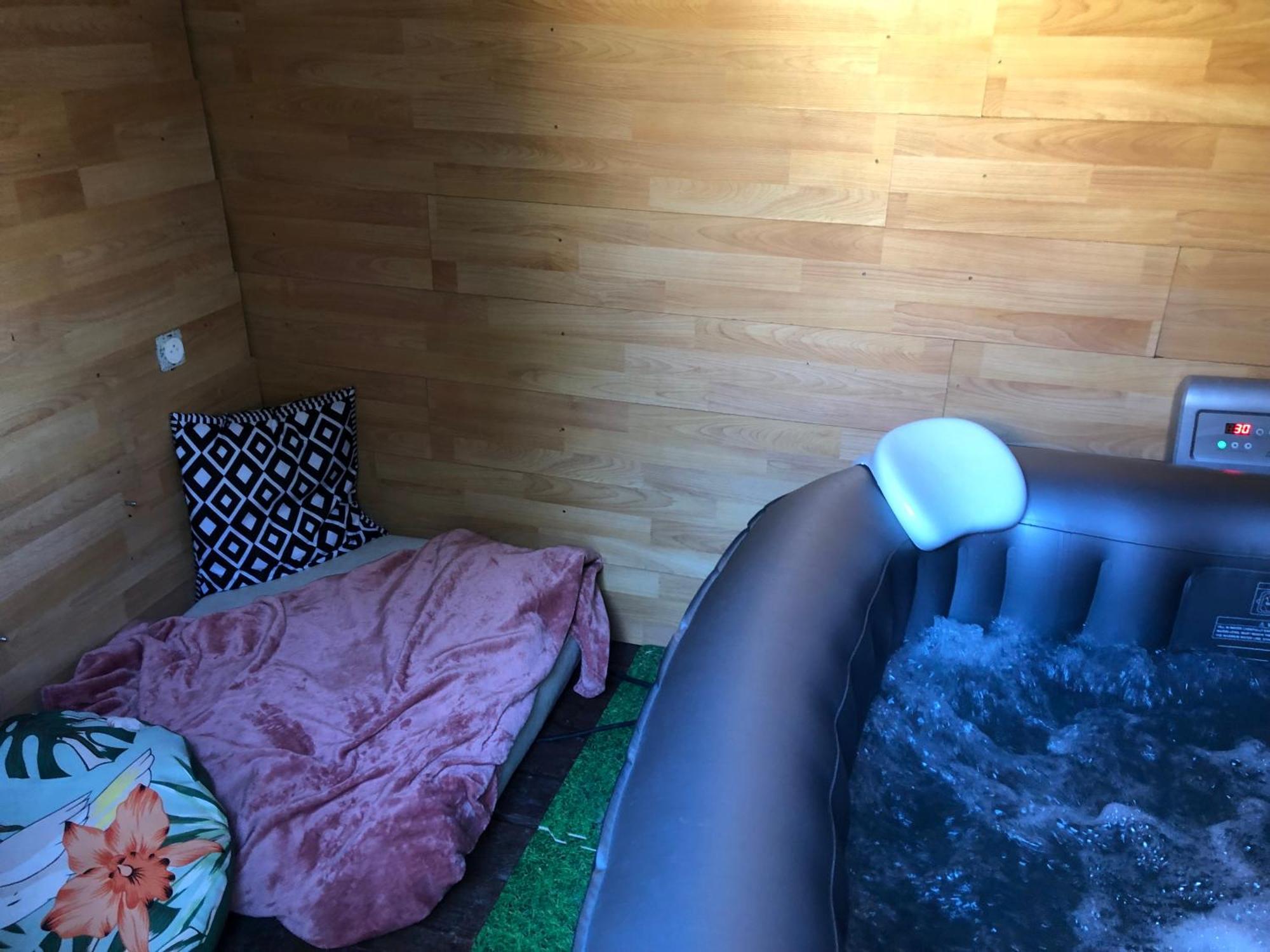 Grand T2 Climatise Avec Jardin Et Spa Narbona Zewnętrze zdjęcie